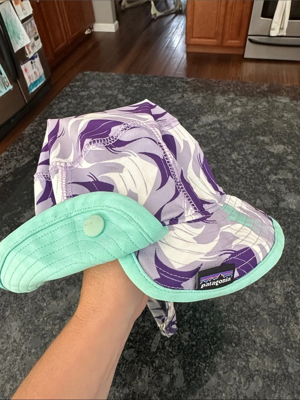 Patagonia Baby Sun Hat with Button brim